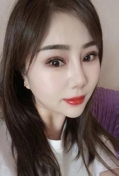 西湖区锦怡大酒店1楼，客服19